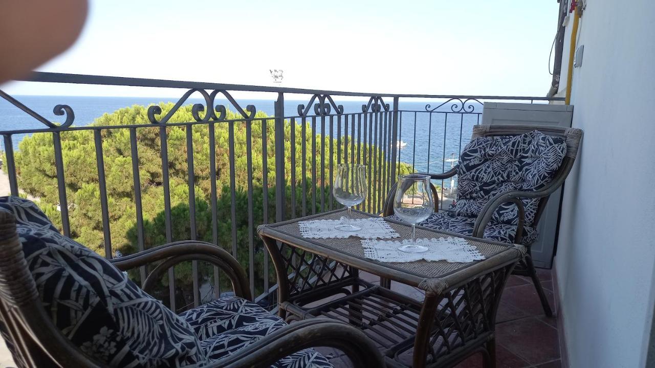 Le Spiagge Bed & Breakfast เลโตยานนี ภายนอก รูปภาพ
